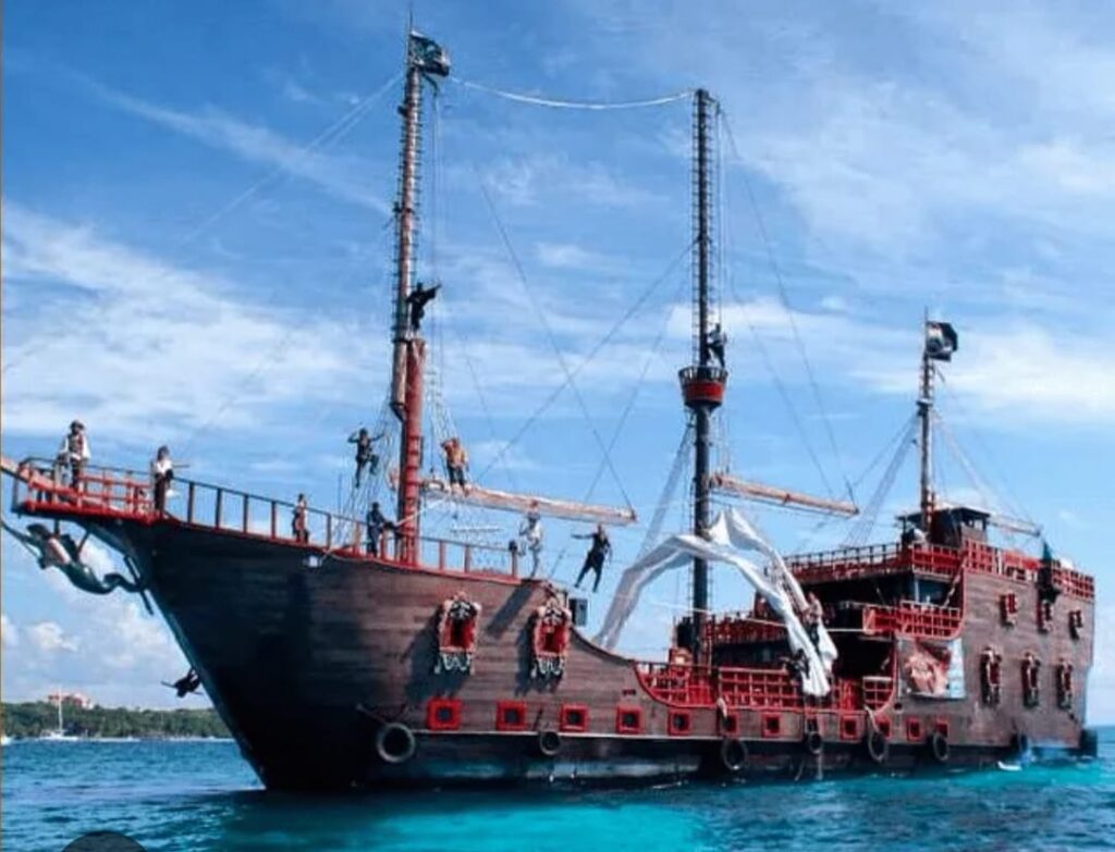 barco pirata puerto vallarta descuentos